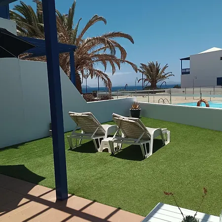 Duplex Con Piscina En 1ª Linea De Mar. Super Vistas Playa Blanca (Lanzarote)